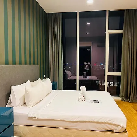Platinum Suites By Penguinhome Kuala Lumpur Exterior photo