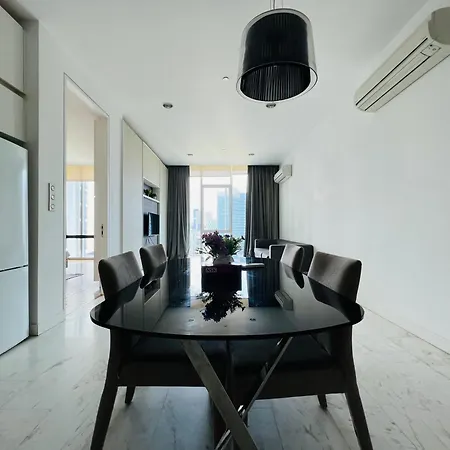 Platinum Suites By Penguinhome Kuala Lumpur Exterior photo