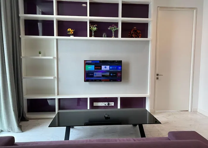 Platinum Suites By Penguinhome