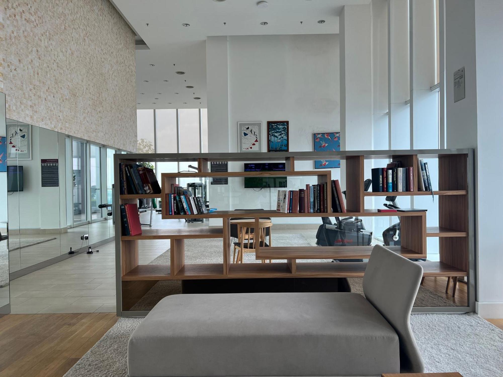 Apartment Platinum By Penguinhome