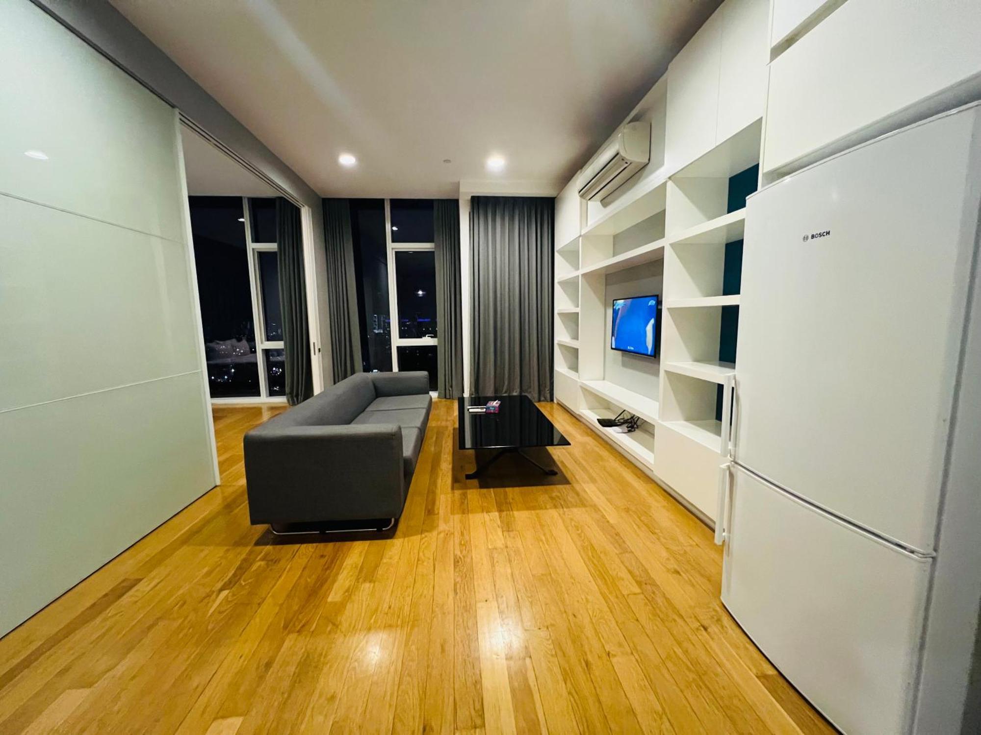 Platinum By Penguinhome *